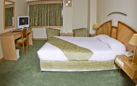 سوئیت دوتخته (اقامت با صبحانه)