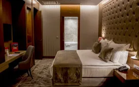 اتاق دلوکس دو تخته دبل (اقامت با صبحانه)