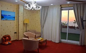 سوئیت دو خوابه چهار نفره (اقامت با صبحانه)