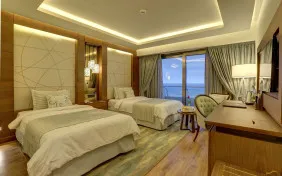 اتاق دوتخته توئین بال شرقی(بازسازی شده) دریا (اقامت با صبحانه)