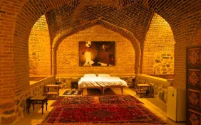 اتاق هشت تخته مستر (اقامت با صبحانه)