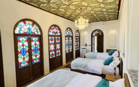 اتاق چهارتخته مروارید vip (اقامت با صبحانه)