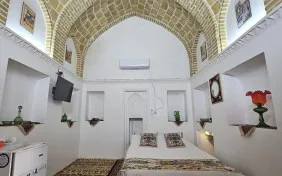 اتاق دوتخته دبل افسانه عشق(بدون سرویس) (اقامت باصبحانه)