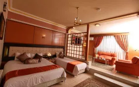 سوئیت دوبلکس دو نفره (اقامت با صبحانه)