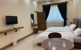 اتاق کانکت شش نفره (اقامت با صبحانه)