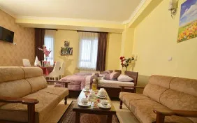 سوئیت دو خوابه شش نفره (اقامت با صبحانه)