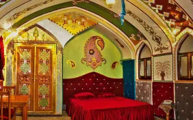 اتاق دو تخته رویال صفویه (اقامت با صبحانه)