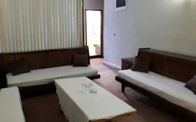 آپارتمان ده نفره (آپارتمان شش نفره+چهار سرویس اضافه) (اقامت با صبحانه)