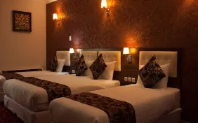 اتاق چهار تخته (اقامت با صبحانه)