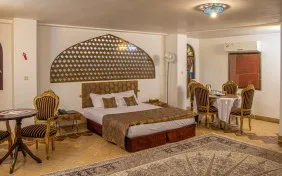 اتاق دوتخته دبل نگارخانه (اقامت با صبحانه)