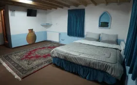 کلبه چهارنفره وارش(دوتخته+کف خواب) (اقامت باصبحانه)