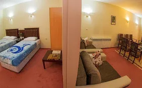 اتاق سه تخته (اقامت با صبحانه)