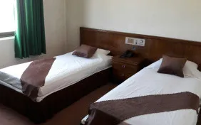 اتاق دوتخته توئین (اقامت با صبحانه)