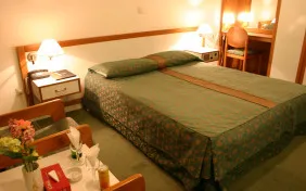 سوئیت چهار نفره (اقامت با صبحانه)