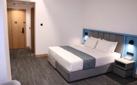 اتاق دو تخته دبل (اقامت با صبحانه)