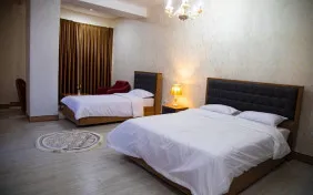 اتاق پنج تخته (اقامت باصبحانه)