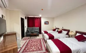 اتاق سه تخته (اقامت با صبحانه)