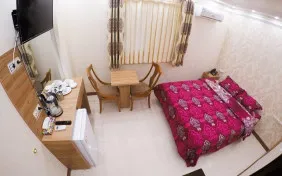 اتاق دو تخته دبل بدون آشپزخانه (اقامت با صبحانه)