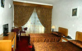 سوئیت دو نفره (اقامت با صبحانه)