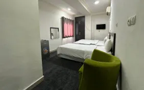 اتاق سه تخته استاندارد (اقامت باصبحانه)