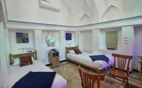 اتاق چهار تخته معمولی آفتاب (اقامت با صبحانه)