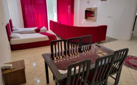 سوئیت دوخوابه شش تخته (اقامت با صبحانه)