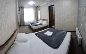 اتاق چهار تخته (اقامت با صبحانه)