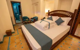 اتاق دو تخته دبل محرابی (اقامت با صبحانه)