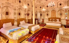 اتاق شش تخته شاهنشین میترا (اقامت بدون صبحانه)