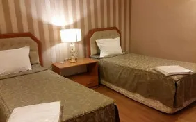 سوئیت دو خوابه چهار نفره (اقامت با صبحانه)