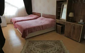 سوئیت دوتخته (اقامت با صبحانه)