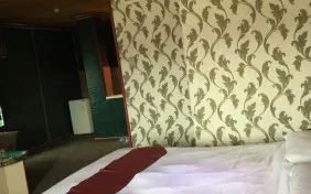 اتاق سه تخته (اقامت با صبحانه)