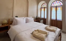 اتاق دو تخته دبل آشیانه زاغ (اقامت با صبحانه)