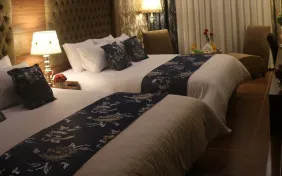 اتاق رویال برای چهار نفر (اقامت با صبحانه)