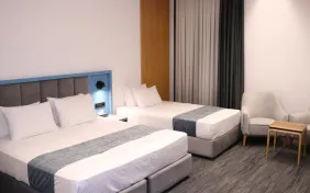 اتاق سه تخته (اقامت با صبحانه)