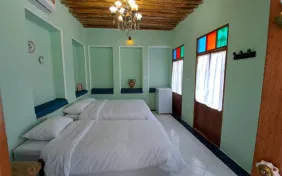 اتاق سه تخته ماباجی (اقامت باصبحانه)