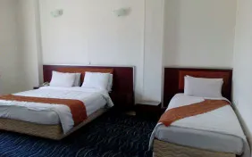 سوئیت سه نفره (اقامت با صبحانه)