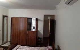 اتاق دو تخته برای یک نفر (فاقد سرویس بهداشتی و حمام) (اقامت)