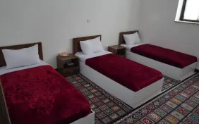 اتاق سه تخته(سینگل) (اقامت با صبحانه)