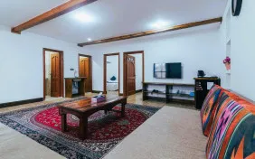 واحد چهار خوابه نه تخته استخر دار vip