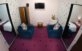 سوئیت پنج تخته اورینتال (اقامت با صبحانه)