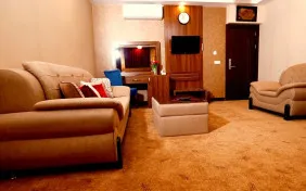 سوئیت پریزندتال (اقامت با صبحانه)