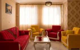 سوئیت رویال پنج تخته (اقامت با صبحانه)