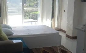 اتاق دو تخته دبل تراس دار (رو به رودخانه) (اقامت با صبحانه)