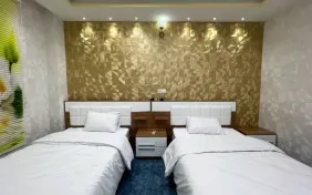 سوئیت دوخوابه چهار نفره (اقامت با صبحانه)