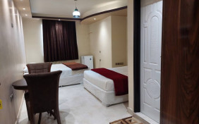 اتاق چهارتخته طبقه اول (اقامت باصبحانه)