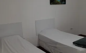 اتاق دوتخته توئین (اقامت با صبحانه)