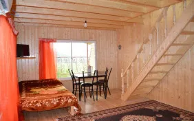 سوئیت دوبلکس دونفره (اقامت بدون صبحانه)