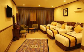 اتاق چهار تخته (اقامت با صبحانه)