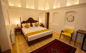 اتاق دو تخته دبل کینگ بنداسلیمی (اقامت با صبحانه)